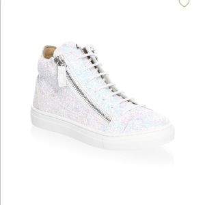 Kids glitter mid tip sneakers.